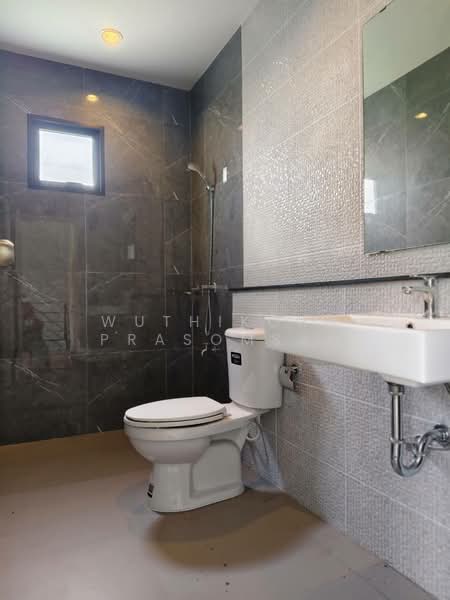 S Gate Life Ratchapruek-Kanjanapisek 2, Nonthaburi, Yothathikarn Road, Khlong Khoi, Pak Kret, Nonthaburi, 4 Bedrooms, 207 sqm, Single Detached House For Sale, by Wuthikorn Prasomsan, 500273832 - DDproperty.com