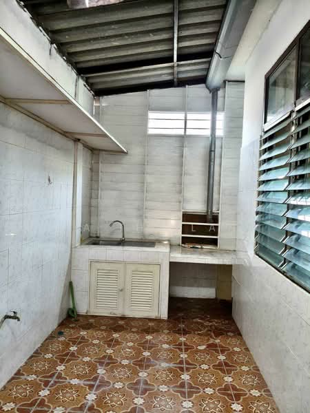 ขายทาวน์เฮ้าส์ ใกล้ม.นเรศวร 2 ห้องนอน 36 ตร.ม., Phitsanulok, Tha Pho, Muang Phitsanulok, Phitsanulok, 2 Bedrooms, 36 sqm, Townhouse For Sale, by ERA Thailand, 500273858 - DDproperty.com