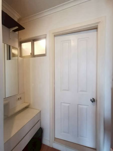 Lumpini Place Rama 4-Kluaynamthai, Bangkok, 4004 Rama 4 Road, Phra Kanong, Khlong Toei, Bangkok, 2 Bedrooms, 56 sqm, Condo For Rent, by Isika Tonkham, 500273879 - DDproperty.com