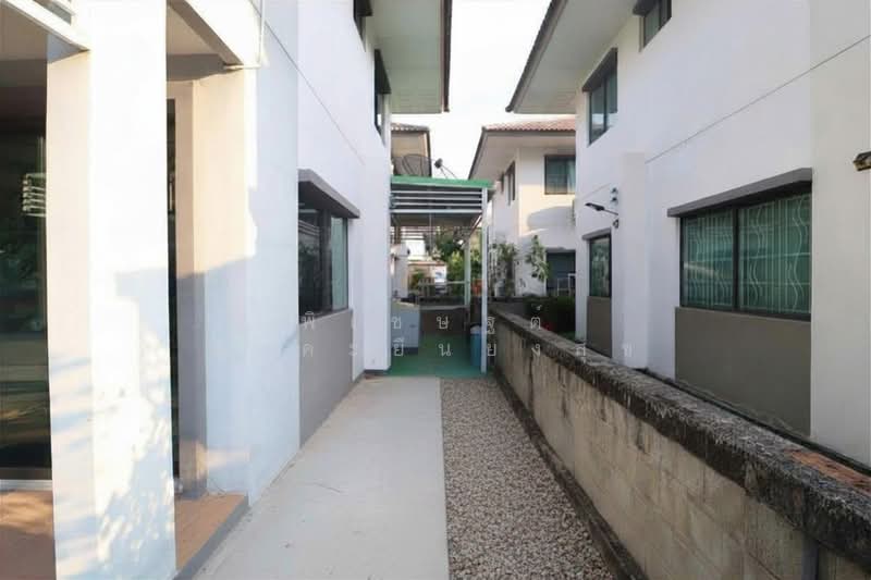 Golden Avenue Chaengwattana-Tiwanon, Nonthaburi, Sukhaprachasan Road 3, Bang Phut, Pak Kret, Nonthaburi, 3 Bedrooms, 120 sqm, Single Detached House For Sale, by พิเชษฐต์ นาคะยืนยงสุข, 500273923 - บ้านมือสอง ปากเกร็ด แจ้งวัฒนะ ซอยวัดกู้ - DDproperty.com