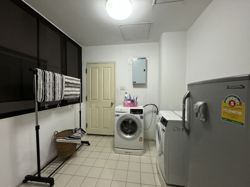 Riverine Place, Nonthaburi, 167 Phibun Songkhram Rd, Suan Yai, Muang Nonthaburi, Nonthaburi, 3 Bedrooms, 218 sqm, Condo For Rent, by Kakar Holdings, 500273938 - DDproperty.com