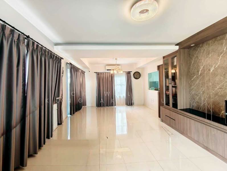 Villaggio Rangsit - Klong 2, Pathum Thani, Soi Rangsit - Nakhon Nayok 31, Rangsit - Nakhon Nayok Road, Khlong Song, Khlong Luang, Pathum Thani, 3 Bedrooms, 200 sqm, Single Detached House For Sale, by CHAWALIT KONGSAKPAIBUL, 500273987 - DDproperty.com