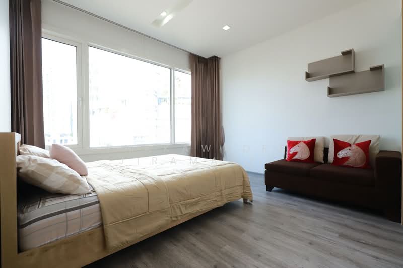 Siri At Sukhumvit, Bangkok, 902 Sukhumvit Road, Phra Kanong, Khlong Toei, Bangkok, 2 Bedrooms, 75 sqm, Condo For Sale, by Phakawadee Jiramanee, 500273999 - DDproperty.com