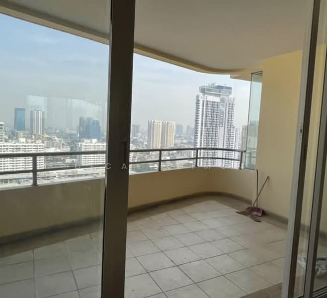 Hampton Residence Thonglor, Bangkok, Soi Charoen Suk, Khlong Tan Nua, Watthana, Bangkok, 4 Bedrooms, 240 sqm, Condo For Sale, by Decalf Simon, 500274039 - DDproperty.com