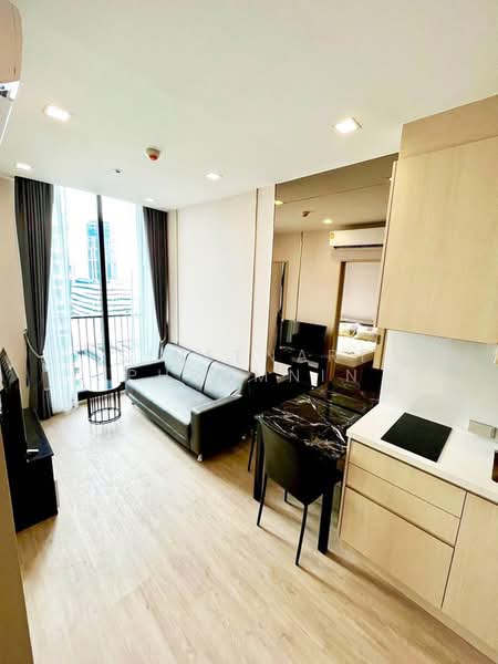 Noble State 39, Bangkok, 35 Soi Sukhumvit 39, Khlong Tan Nua, Watthana, Bangkok, 1 Bedroom, 30 sqm, Condo For Rent, by Sineenart Phromnin, 500274046 - DDproperty.com