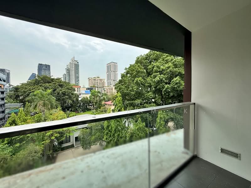 Via 49, Bangkok, 25/1 Soi Sukhumvit 49, Sukhumvit Road, Khlong Tan Nua, Watthana, Bangkok, 2 Bedrooms, 70 sqm, Condo For Rent, by NATTAPHONG Yodmanotham (K. Book), 500274049 - DDproperty.com