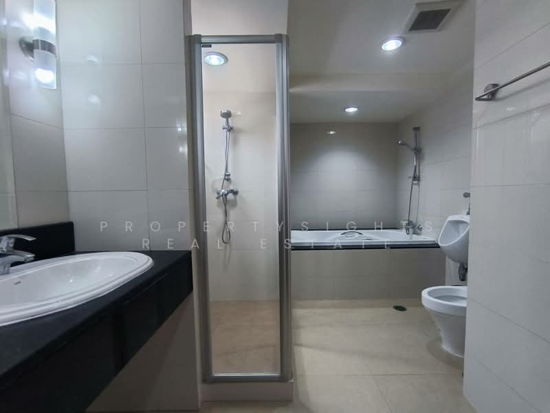 Baan Sukhumvit 14, Bangkok, 1/1 Soi Sukhumvit 14, Khlong Toei, Bangkok, 3 Bedrooms, 200 sqm, Condo For Rent, by PROPERTYSIGHTS REAL ESTATE, 500274050 - DDproperty.com
