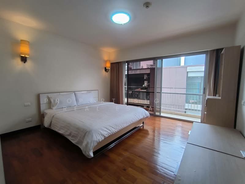 Baan Sukhumvit 14, Bangkok, 1/1 Soi Sukhumvit 14, Khlong Toei, Bangkok, 3 Bedrooms, 200 sqm, Condo For Rent, by PROPERTYSIGHTS REAL ESTATE, 500274050 - DDproperty.com