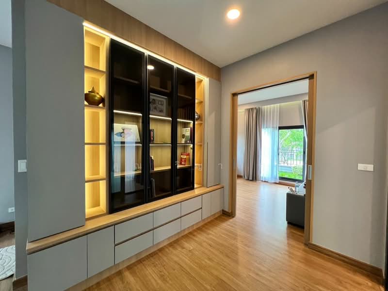 CENTRO Thawiwatthana, Bangkok, Soi Thawiwatthana 1, Thawiwatthana Road, Nong Kang Plu, Nong Khaem, Bangkok, 5 Bedrooms, 496 sqm, Single Detached House For Sale, by คุณ วิญากร, 500274058 - DDproperty.com