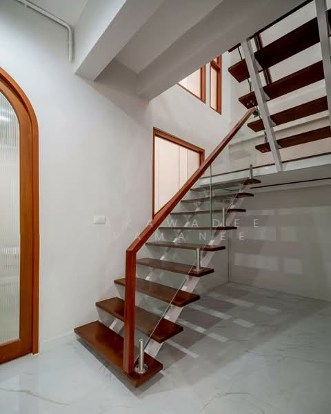 3-BR Townhouse, Bangkok, Huai Khwang, Huai Khwang, Bangkok, 3 Bedrooms, 180 sqm, Townhouse For Rent, by Phakawadee Jiramanee, 500274118 - DDproperty.com