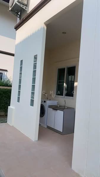 บ้านให้เช่า – ใกล้ตลาดเจริญเจริญ เพียง 5 นาที ค่าเช่า 38,000 บาท / เดือน รหัสทรัพย์ : No.13H599, เชียงใหม่, สันกำแพง, สันกำแพง, เชียงใหม่, 267 ตร.ม., บ้านเดี่ยว ให้เช่า, โดย Rutchaporn Tunsiri, 500274123 - DDproperty.com