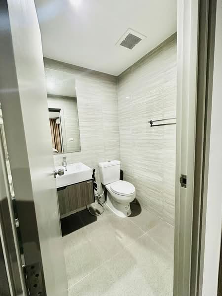 The Parkland Charan-Pinklao, Bangkok, 42 Charasanitwong, Bang Phlat, Bang Phlat, Bangkok, 2 Bedrooms, 60 sqm, Condo For Sale, by Phakawadee Jiramanee, 500274128 - DDproperty.com