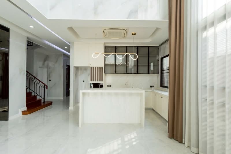 Grand Bangkok Boulevard Srinakarin, Bangkok, Srinagarindra Rd, Nong Bon, Prawet, Bangkok, 5 Bedrooms, 534 sqm, Single Detached House For Sale, by Agent Pla, 500274131 - DDproperty.com