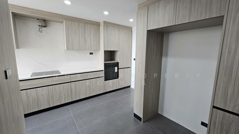 Ruamsuk Condominium : ร่วมสุข คอนโดมิเนียม, กรุงเทพ, 12 ซอยอรรถวี, คลองตัน, คลองเตย, กรุงเทพ, 320 ตร.ม., คอนโด ให้เช่า, โดย BANGKOK PROPERTY AGENTS, 500274136 - DDproperty.com