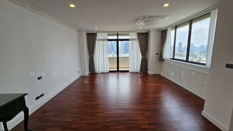 Ruamsuk Condominium, Bangkok, 12 Soi Athakravi, Khong Tan, Khlong Toei, Bangkok, 3 Bedrooms, 320 sqm, Condo For Rent, by BANGKOK PROPERTY AGENTS, 500274136 - DDproperty.com