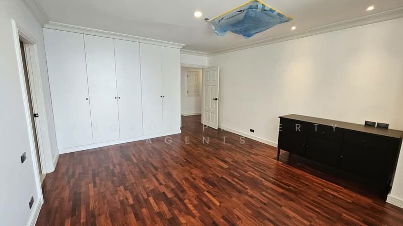 Ruamsuk Condominium, Bangkok, 12 Soi Athakravi, Khong Tan, Khlong Toei, Bangkok, 3 Bedrooms, 320 sqm, Condo For Rent, by BANGKOK PROPERTY AGENTS, 500274136 - DDproperty.com