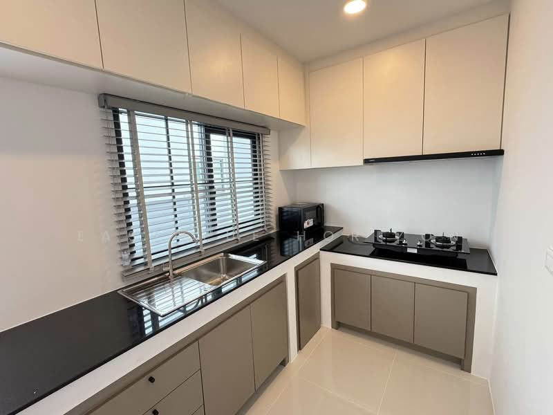 Centro Bangna, Samut Prakan, 111 Soi 3, Bang Kaeo, Bang Plee, Samut Prakan, 4 Bedrooms, 230 sqm, Single Detached House For Sale, by Eastblue Horizon, 500274140 - DDproperty.com