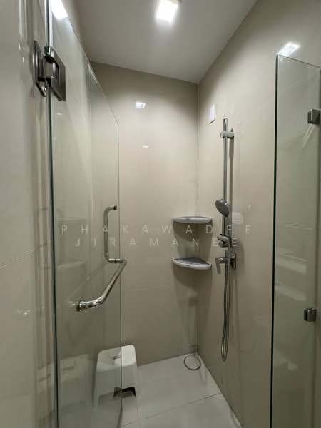 Life Sathorn Sierra, Bangkok, Ratchaphruek Rd, Talat Plu, Thon Buri, Bangkok, 1 Bedroom, 32 sqm, Condo For Sale, by Phakawadee Jiramanee, 500274146 - DDproperty.com