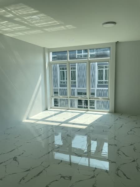 Hallmark 2 Prestige Sukhumvit 64, Bangkok, Soi Sukhumvit 64, Bang Chak, Phra Khanong, Bangkok, 4 Bedrooms, 400 sqm, Townhouse For Rent, by Sirithong Saetang, 500274161 - DDproperty.com