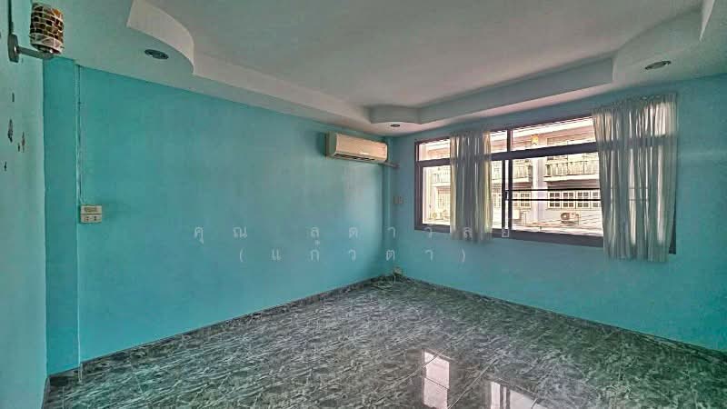 อาคารพาณิชย์ 3 ชั้นครึ่ง เกษมสุวรรณ 5 ตรงข้ามวัดบางนมโค ราคาถูกมาก, Phra Nakhon Si Ayutthaya, อยุธยา-สาลี, Bang Nom Kho, Sena, Phra Nakhon Si Ayutthaya, , 210 sqm, Shophouse For Sale, by คุณ ลดาวัลย์ (แก้วตา), 500274169 - DDproperty.com