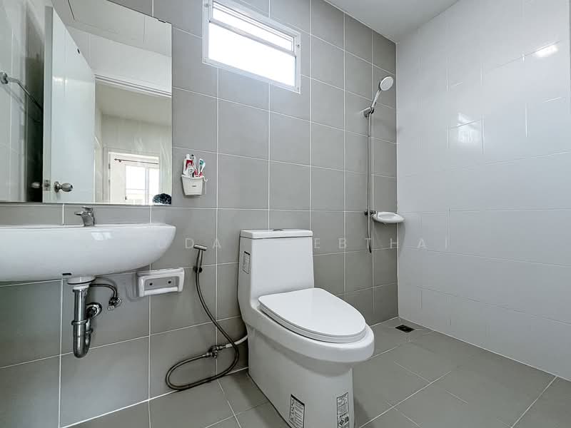 Baan Pruksa Lumlukka-Wongwaen, Pathum Thani, 64 Lam Luk Ka Road, Lam Luk Ka, Lam Luk Ka, Pathum Thani, 3 Bedrooms, 120 sqm, Townhouse For Sale, by Ladda Suebthai, 500274180 - DDproperty.com