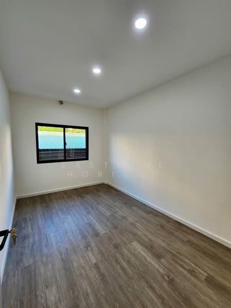 Townhouse Area Ramkhamhaeng, กรุงเทพ, หัวหมาก, บางกะปิ, กรุงเทพ, 120 ตร.ม., ทาวน์เฮ้าส์ ขาย, โดย Eastblue Horizon, 500274183 - DDproperty.com