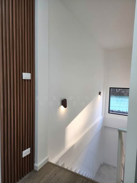 Townhouse Area Ramkhamhaeng, Bangkok, Hua Mak, Bang Kapi, Bangkok, 2 Bedrooms, 120 sqm, Townhouse For Sale, by Eastblue Horizon, 500274183 - DDproperty.com