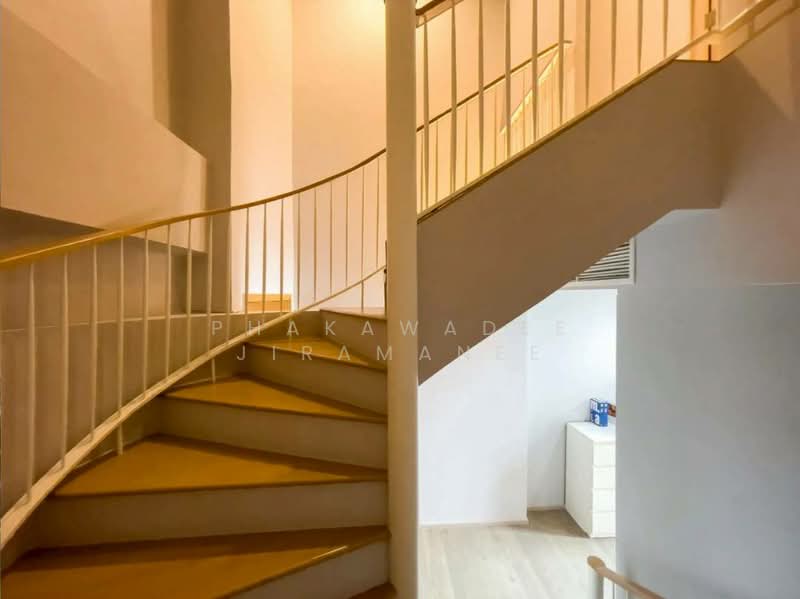 The Empire Place, Bangkok, 88 Narathiwatratchanakharin Road, Thung Maha Mek, Sathon, Bangkok, 2 Bedrooms, 110 sqm, Condo For Rent, by Phakawadee Jiramanee, 500274184 - DDproperty.com