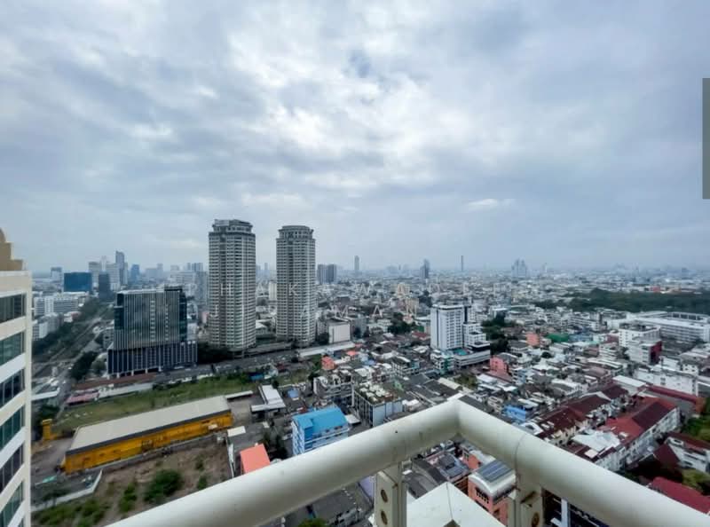 The Empire Place, Bangkok, 88 Narathiwatratchanakharin Road, Thung Maha Mek, Sathon, Bangkok, 2 Bedrooms, 110 sqm, Condo For Rent, by Phakawadee Jiramanee, 500274184 - DDproperty.com