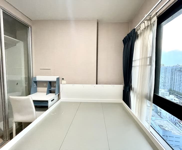 The Parkland Phetkasem-Thapra, Bangkok, 99 Petchkasem Road, Wat Tha Pra, Bangkok Yai, Bangkok, 2 Bedrooms, 47 sqm, Condo For Rent, by NATTHAPOL Sakulboontanom, 500274198 - DDproperty.com