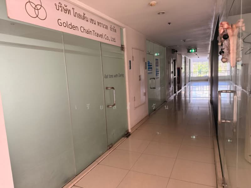 พื้นที่สำนักงานขนาดใหญ่ Rare Corner Office 82 ตร.ม. | ใจกลางเมือง | ราคาต่ำประเมิน, Bangkok, Sena Nikhom, Chatuchak, Bangkok, , 82 sqm, Office Space For Sale, by เรียลตี้ วัน, 500274222 - DDproperty.com