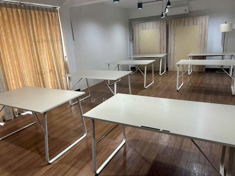 Home Office for Rent near BTS Bang Chak (SPSJP301), Bangkok, สุขุมวิท62แยก8, Bang Chak, Phra Khanong, Bangkok, 10+ Bedrooms, 600 sqm, Townhouse For Rent, by Khun Jane, 500274235 - DDproperty.com