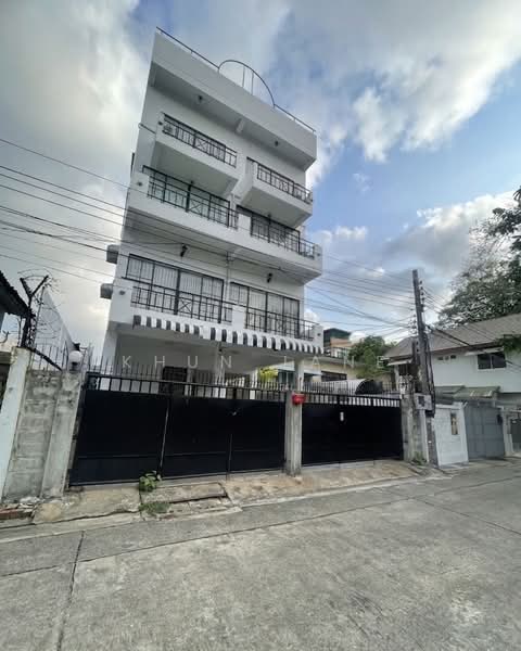 Home Office for Rent near BTS Bang Chak (SPSJP301), Bangkok, สุขุมวิท62แยก8, Bang Chak, Phra Khanong, Bangkok, 10+ Bedrooms, 600 sqm, Townhouse For Rent, by Khun Jane, 500274235 - DDproperty.com