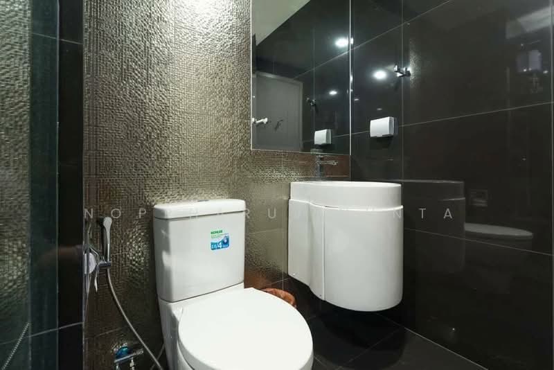 Rhythm Sukhumvit 36-38, Bangkok, 55 Soi Sukhumvit 36, Sukhumvit Road, Phra Kanong, Khlong Toei, Bangkok, 1 Bedroom, 34 sqm, Condo For Sale, by Noppharuj Nunta, 500274252 - DDproperty.com