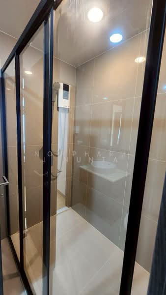 XT Huaikhwang, Bangkok, 244 Ratchadaphisek Road, Huai Khwang, Huai Khwang, Bangkok, 1 Bedroom, 35 sqm, Condo For Rent, by Noppharuj Nunta, 500274308 - DDproperty.com