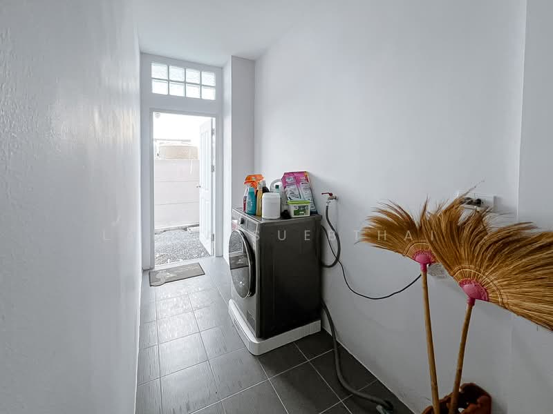 Wisetsuknakorn Like พันท้ายนรสิงห์, Samut Sakhon, Phanthai Norasing, Muang Samut Sakhon, Samut Sakhon, 3 Bedrooms, 180 sqm, Semi-Detached House (Twin House) For Sale, by Ladda Suebthai, 500274317 - DDproperty.com