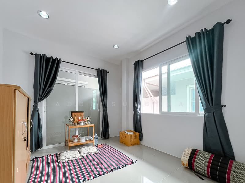 Wisetsuknakorn Like พันท้ายนรสิงห์, Samut Sakhon, Phanthai Norasing, Muang Samut Sakhon, Samut Sakhon, 3 Bedrooms, 180 sqm, Semi-Detached House (Twin House) For Sale, by Ladda Suebthai, 500274317 - DDproperty.com