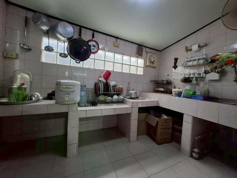บ้านปัฐวิกรณ์ 2 ซอยรามอินทรา 44 แยก 10 ถนนรามอินทรา แขวงรามอินทรา เขตคันนายาว กรุงเทพมหานคร, Bangkok, Ram Inthra, Khan Na Yao, Bangkok, 3 Bedrooms, 200 sqm, Single Detached House For Sale, by ภัทรนัน อิศรางกูร ณ อยุธยา, 500274324 - DDproperty.com