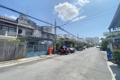 ขาย - บ้านไพโรจน์, กรุงเทพ