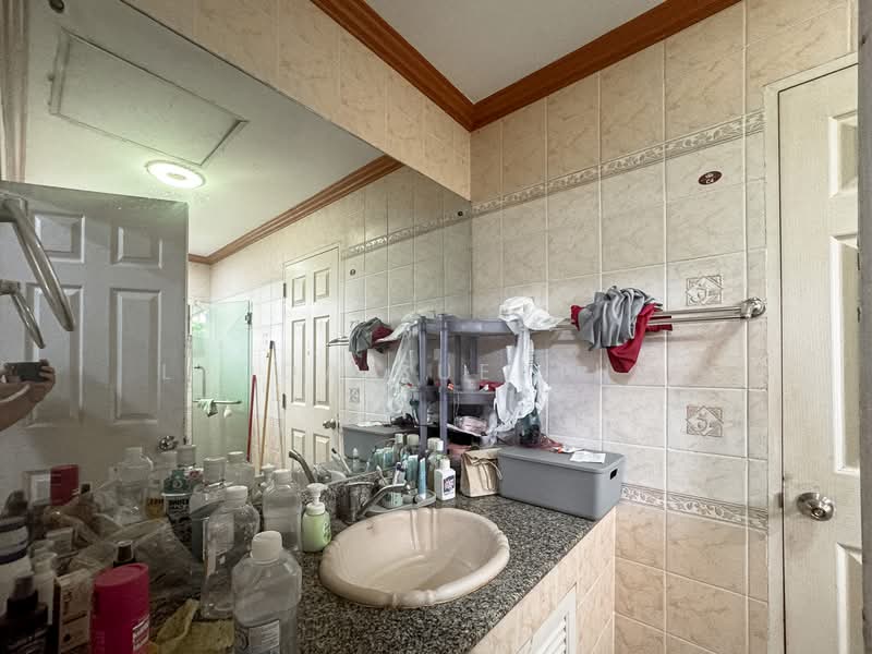 Ladawan Lake Colonial, Bangkok, Kanchanaphisek Road, Bang Bon, Bang Bon, Bangkok, 3 Bedrooms, 500 sqm, Single Detached House For Sale, by Ladda Suebthai, 500274381 - DDproperty.com