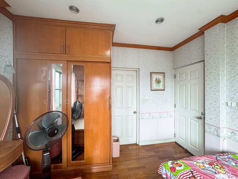 Ladawan Lake Colonial, Bangkok, Kanchanaphisek Road, Bang Bon, Bang Bon, Bangkok, 3 Bedrooms, 500 sqm, Single Detached House For Sale, by Ladda Suebthai, 500274381 - DDproperty.com