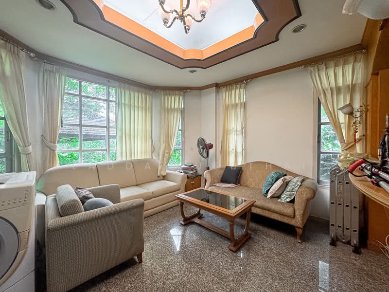 Ladawan Lake Colonial, Bangkok, Kanchanaphisek Road, Bang Bon, Bang Bon, Bangkok, 3 Bedrooms, 500 sqm, Single Detached House For Sale, by Ladda Suebthai, 500274381 - DDproperty.com