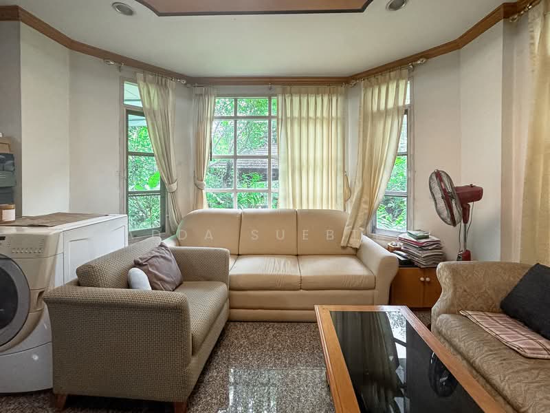 Ladawan Lake Colonial, Bangkok, Kanchanaphisek Road, Bang Bon, Bang Bon, Bangkok, 3 Bedrooms, 500 sqm, Single Detached House For Sale, by Ladda Suebthai, 500274381 - DDproperty.com