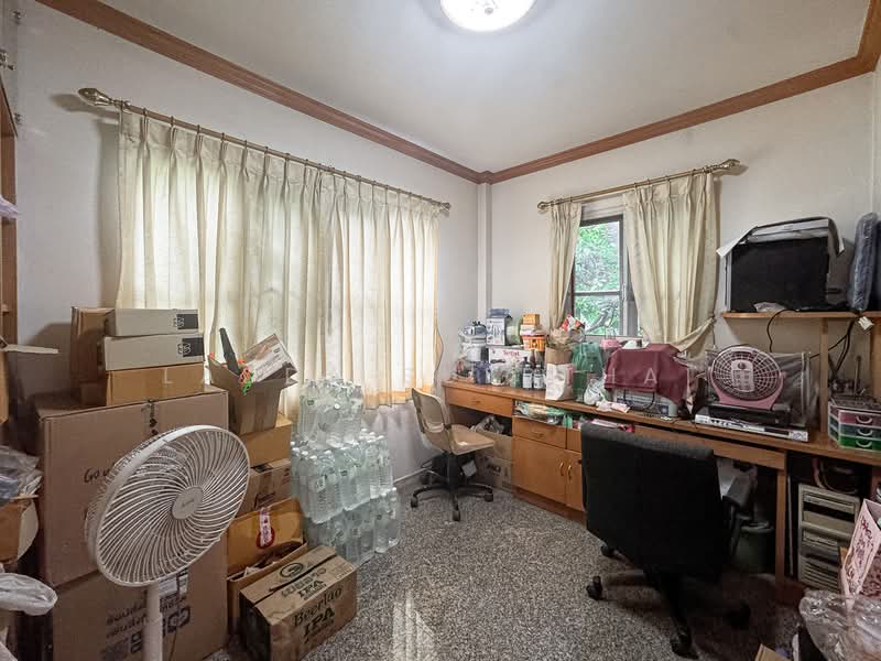 Ladawan Lake Colonial, Bangkok, Kanchanaphisek Road, Bang Bon, Bang Bon, Bangkok, 3 Bedrooms, 500 sqm, Single Detached House For Sale, by Ladda Suebthai, 500274381 - DDproperty.com