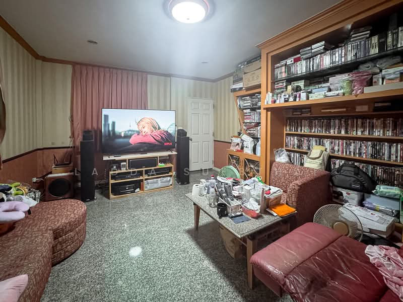 Ladawan Lake Colonial, Bangkok, Kanchanaphisek Road, Bang Bon, Bang Bon, Bangkok, 3 Bedrooms, 500 sqm, Single Detached House For Sale, by Ladda Suebthai, 500274381 - DDproperty.com