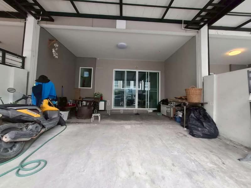 บ้านซิกเนเจอร์ รามอินทรา109 แขวงบางชัน เขตคลองสามวา กรุงเทพมหานคร, Bangkok, รามอินทรา, Bang Chun, Khlong Sam Wa, Bangkok, 3 Bedrooms, 88 sqm, Townhouse For Sale, by ภัทรนัน อิศรางกูร ณ อยุธยา, 500274384 - DDproperty.com