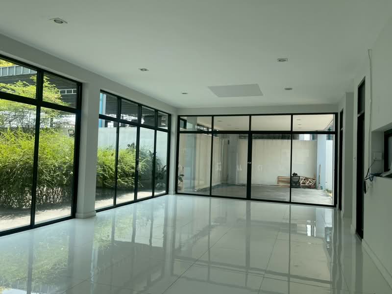 บ้านเดี่ยว ถนนกาญจนาภิเษก ตลิ่งชัน, Bangkok, Bang Ra Mat, Taling Chan, Bangkok, 3 Bedrooms, 524 sqm, Single Detached House For Sale, by Wasana Meetheam, 500274403 - DDproperty.com