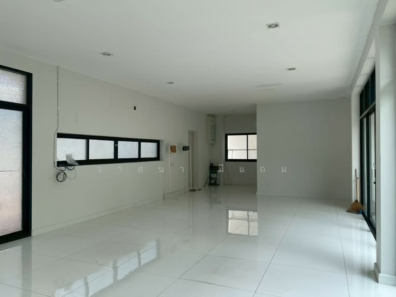 บ้านเดี่ยว ถนนกาญจนาภิเษก ตลิ่งชัน, Bangkok, Bang Ra Mat, Taling Chan, Bangkok, 3 Bedrooms, 524 sqm, Single Detached House For Sale, by Wasana Meetheam, 500274403 - DDproperty.com