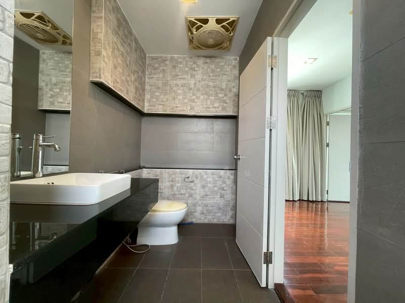 บ้านเดี่ยว ถนนกาญจนาภิเษก ตลิ่งชัน, Bangkok, Bang Ra Mat, Taling Chan, Bangkok, 3 Bedrooms, 524 sqm, Single Detached House For Sale, by Wasana Meetheam, 500274403 - DDproperty.com