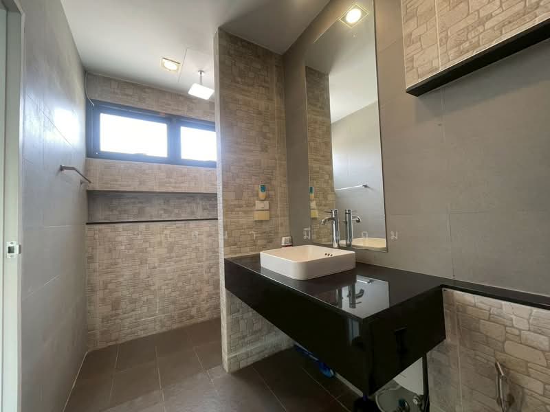 บ้านเดี่ยว ถนนกาญจนาภิเษก ตลิ่งชัน, Bangkok, Bang Ra Mat, Taling Chan, Bangkok, 3 Bedrooms, 524 sqm, Single Detached House For Sale, by Wasana Meetheam, 500274403 - DDproperty.com